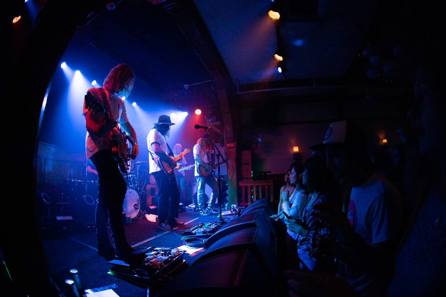Ocean Alley at Schubas by Liina Raud Photography